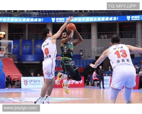 CBA新疆对阵辽宁精彩比赛录像回放全程分析与精彩瞬间回顾 CBA新疆对阵辽宁精彩比赛录像回放全程分析与精彩瞬间回顾